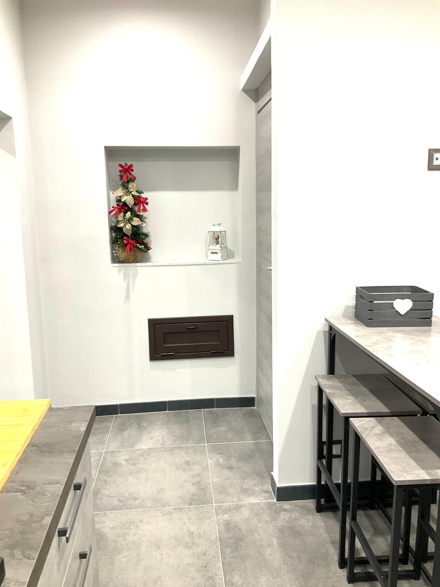 Siculahome23 Aeroporto di Catania Fontana Rossa Esterno foto